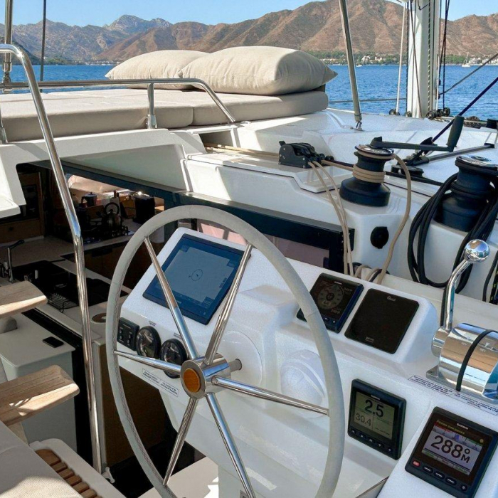 Angara | Fountaine Pajot Tanna 47 photo 22