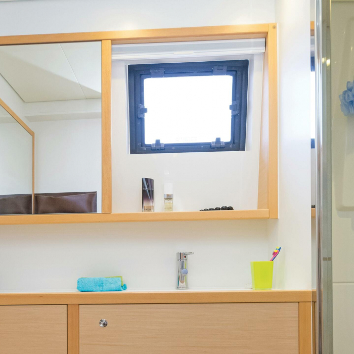 Cool Breeze | Lagoon 560 photo 1