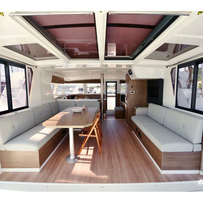 ORSA 1 - A/C, Generator, Water maker | Bali 4.2 photo 5