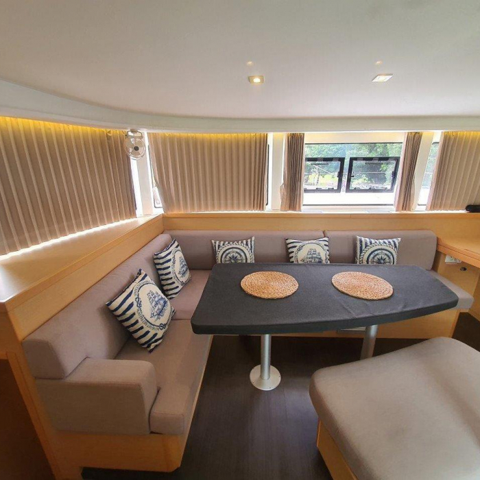 Mami | Lagoon 42 photo 8