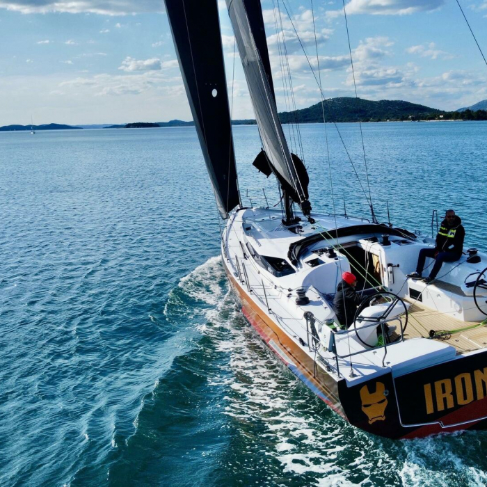 Iron Man | Elan E6 photo 13