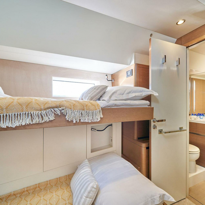 Aenea | CNB 76 photo 14