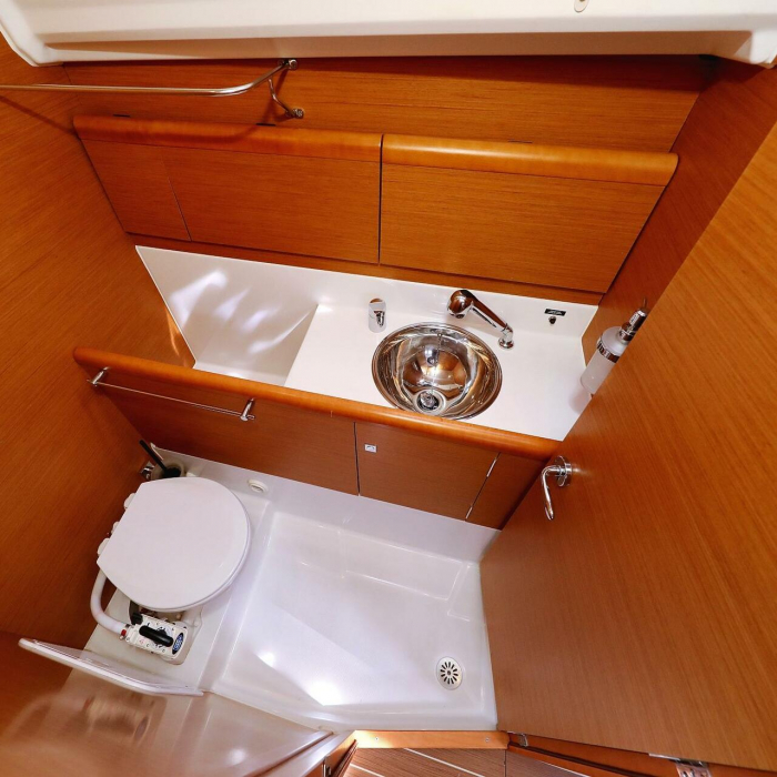 Cosma | Sun Odyssey 33i photo 11