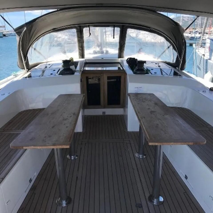 Solid White | More 55 photo 9