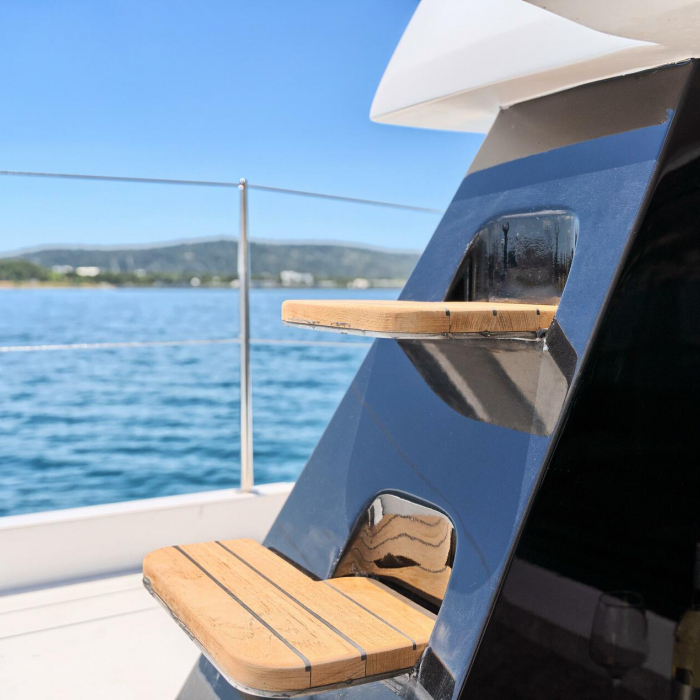 Gold | Luna 49 photo 11