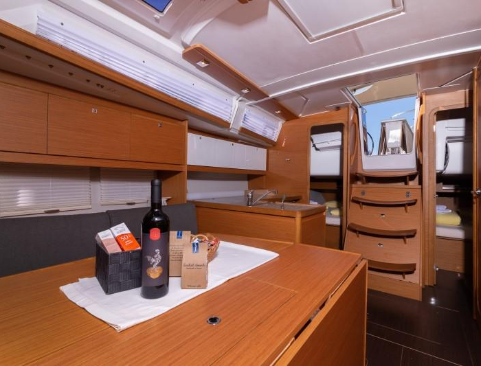 Barone | Dufour 390 GL photo 26