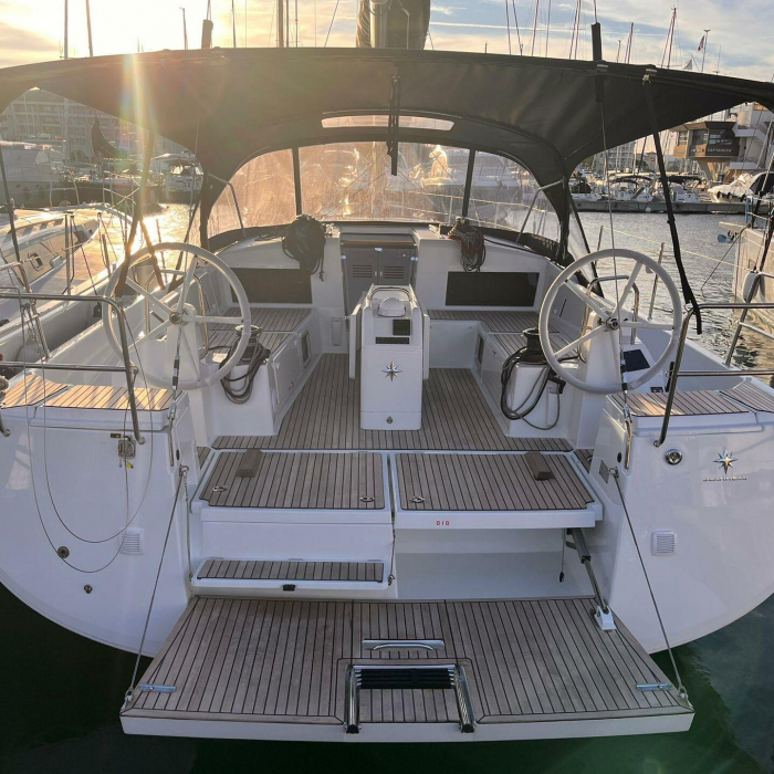 Melusina | Sun Odyssey 490 photo 1