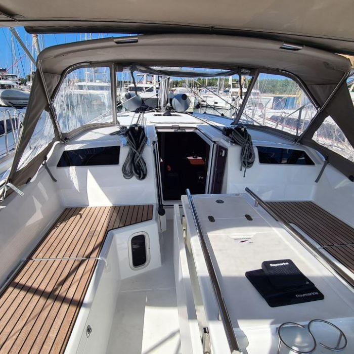 Nuvola | Oceanis 40.1 photo 15
