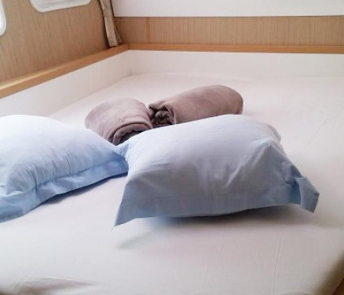 Oneno | Lagoon 450 F photo 11