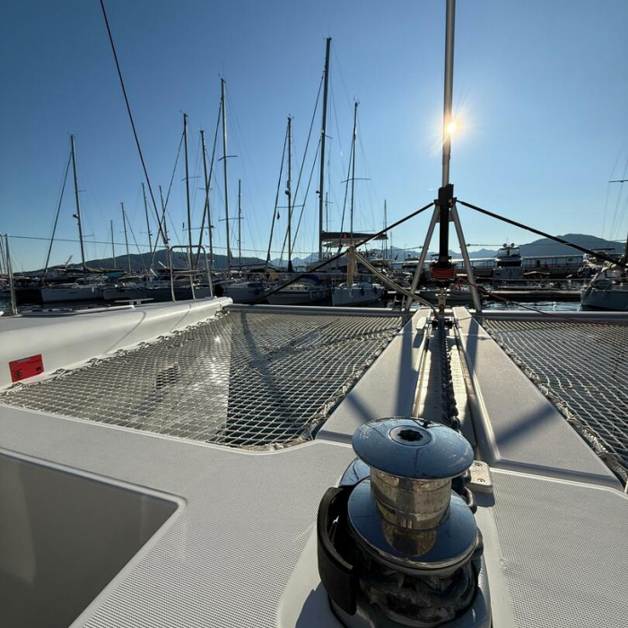 Lu Lu | Lagoon 450 Fly photo 7