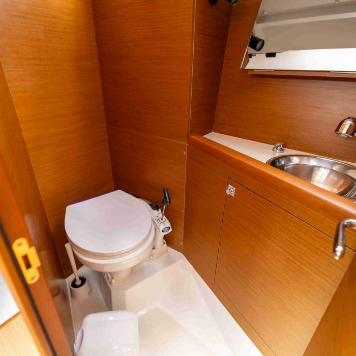 Mia | Sun Odyssey 349 photo 13