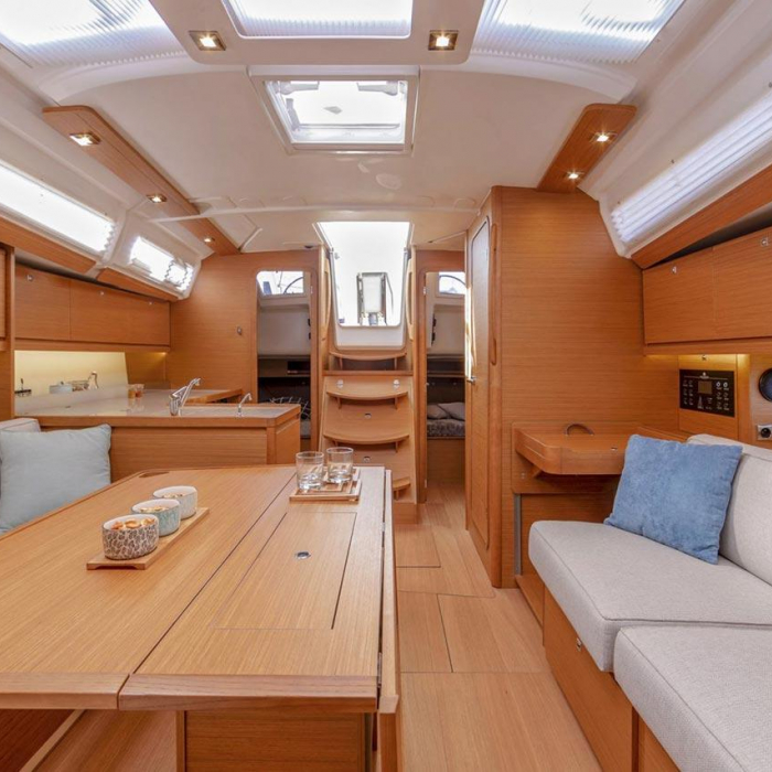 Hope | Dufour 390 photo 4