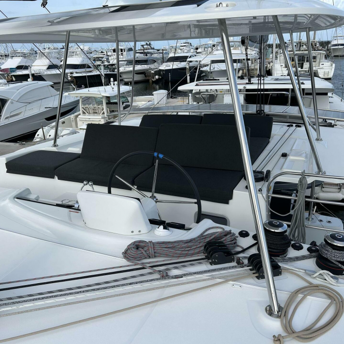 SUEÑOS | Lagoon 46 photo 2