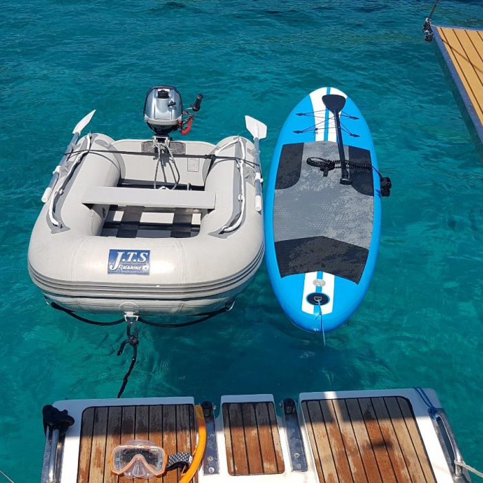 Black Pearl | Bavaria 40 photo 7