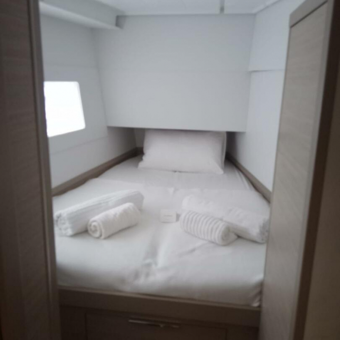 Shima | Lagoon 40 photo 11