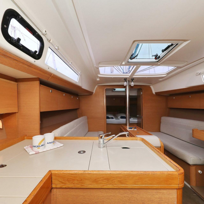 Sweet Lady | Dufour 350 GL photo 36