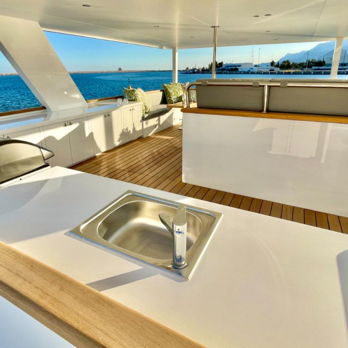 Inka | Ocean Beast 65 Fly photo 5