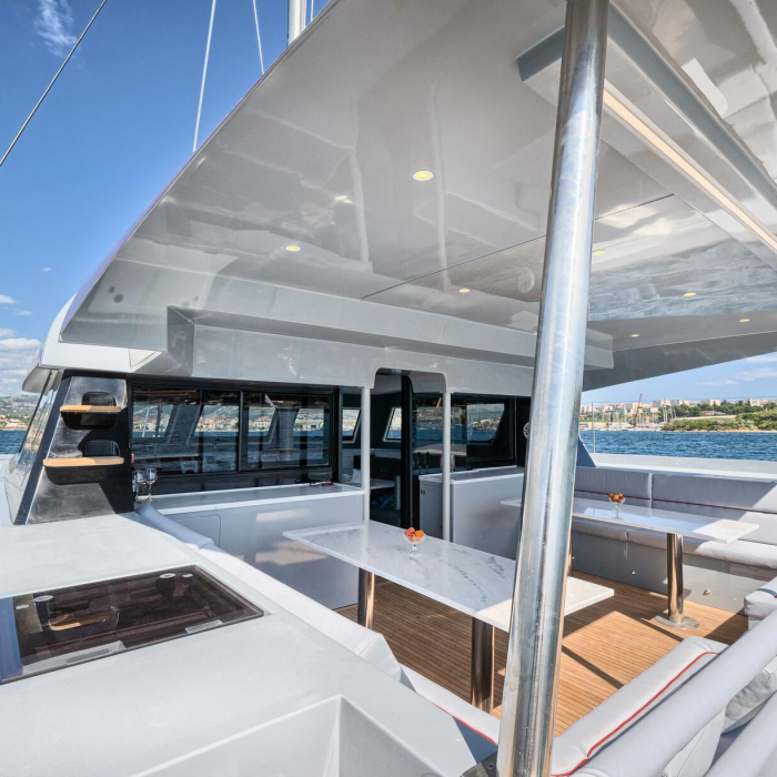 Katamaran | Luna 49 photo 10