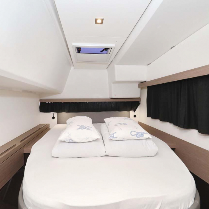 Canopus | Fountaine Pajot LUCIA 40 photo 24