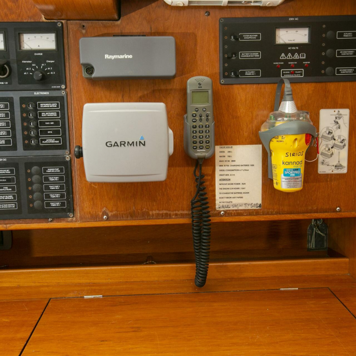 Sirius | Sun Odyssey 49 photo 9