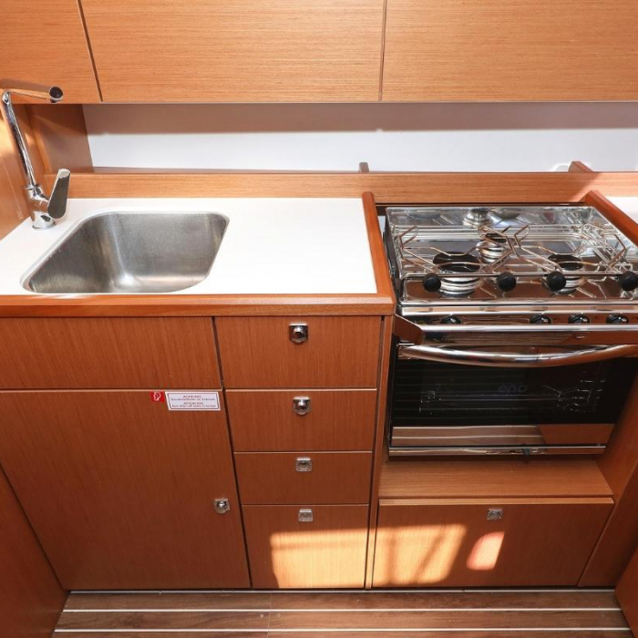 Summertime | Bavaria C42 photo 11