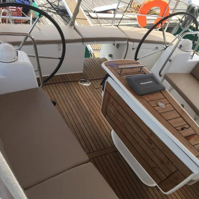 Evita | Oceanis 51.1 photo 4