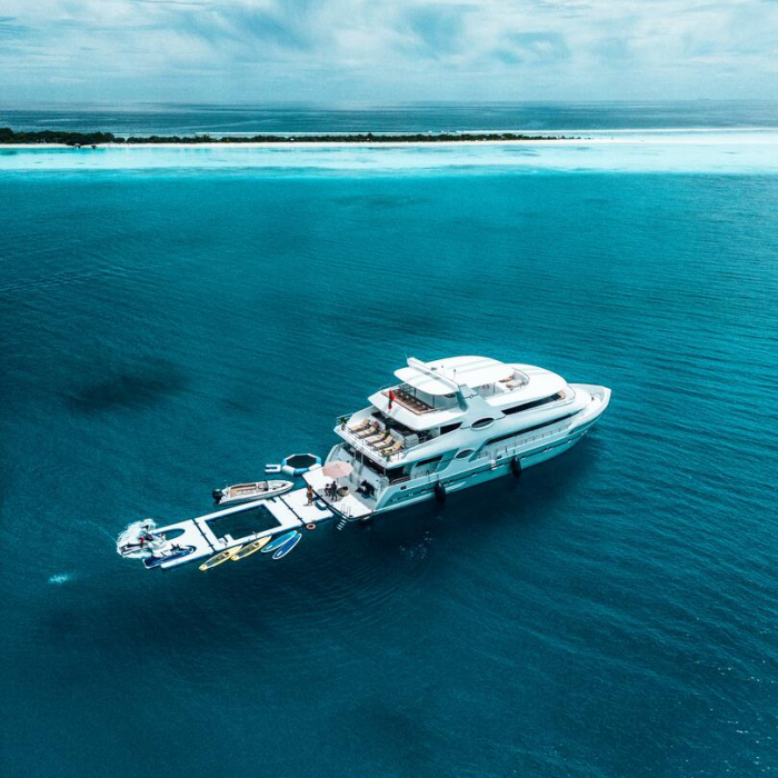 Alice | Luxury Sailing Yacht photo 4