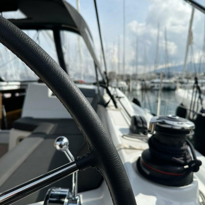 Class | Oceanis 40.1 photo 2