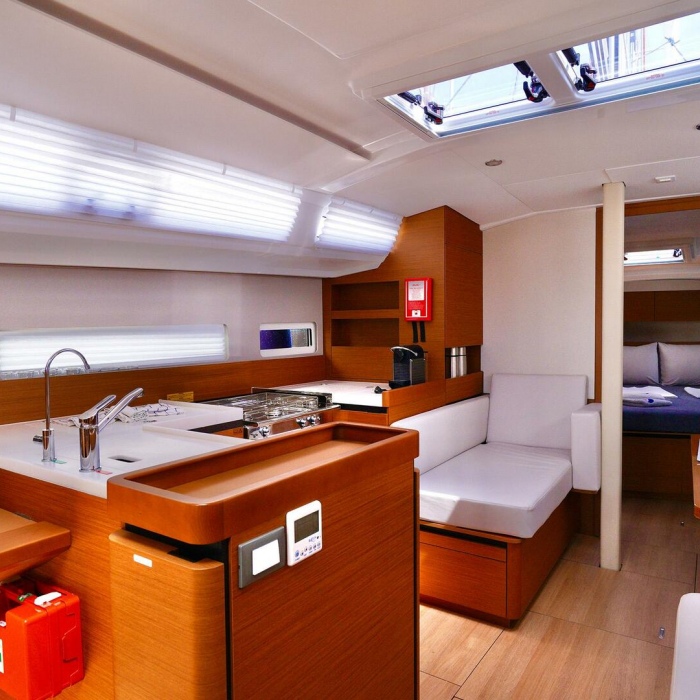 Sail Me | Sun Odyssey 410 photo 12