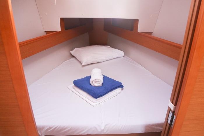 Galateia | Sun Odyssey 33i photo 12