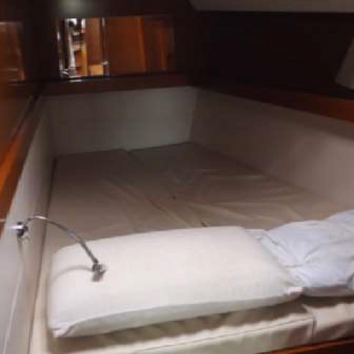 In Compliance | Oceanis 50 photo 18