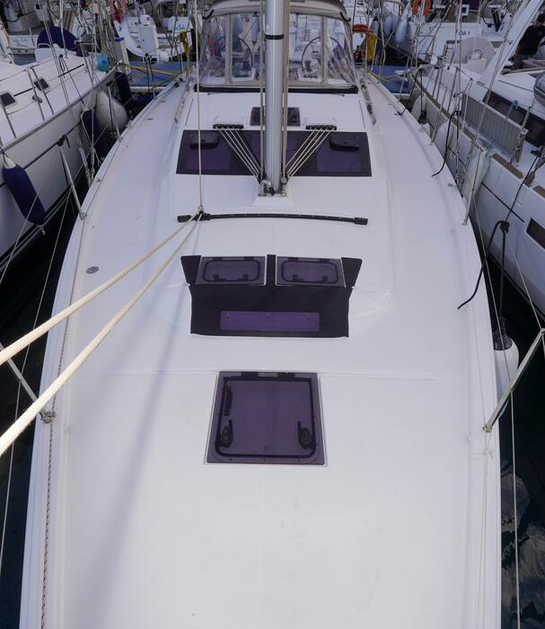 Lady D | Dufour 390 photo 27