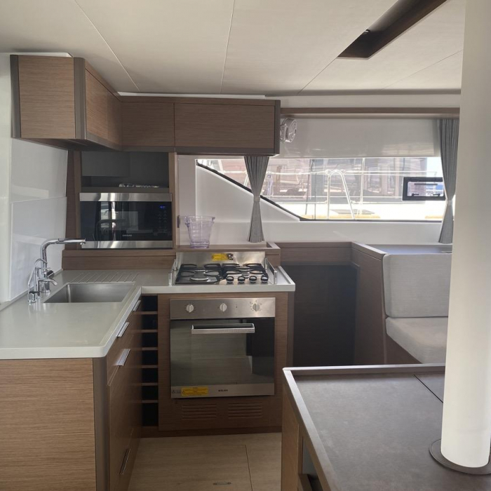 Croda Rossa | Lagoon 50 photo 77