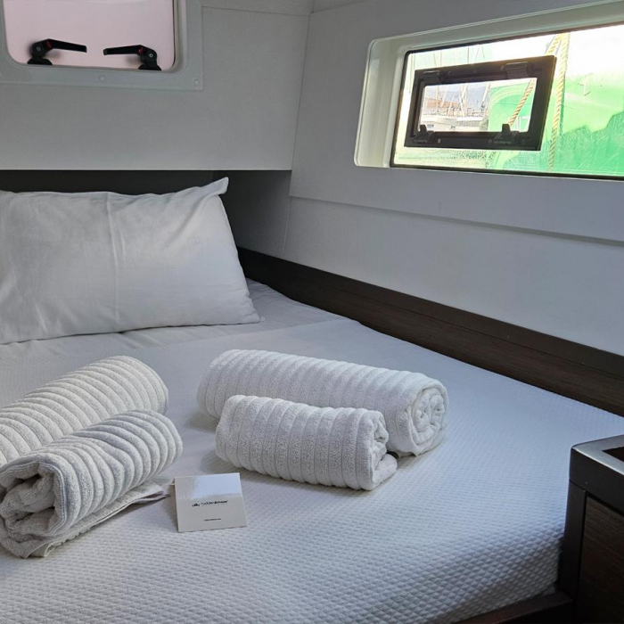 Mithra | Lagoon 40 photo 7