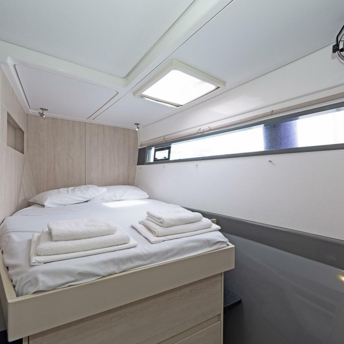 Satisfaction | Leopard 48 A/C & GEN photo 7