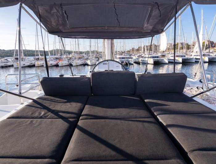 Zuzo 1ST | Lagoon 50 photo 5