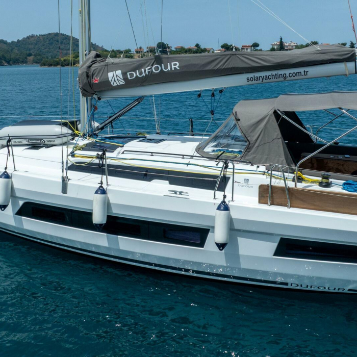Alfasyr | Dufour 44 photo 5