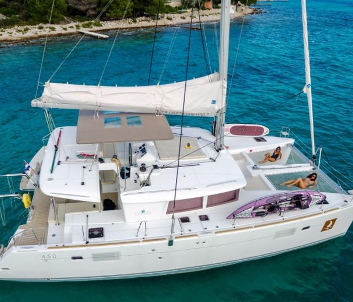 Metra | Lagoon 450 F Luxury photo 1