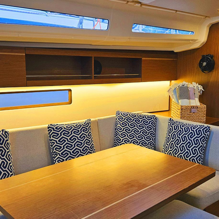 Gia | Oceanis 40.1 photo 11