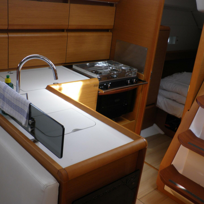 Paloma | Sun odyssey 379 performance photo 6