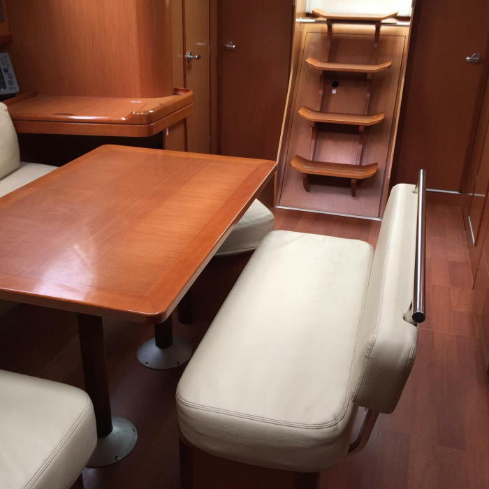 Silly Shark (GND) | Oceanis 43 photo 8