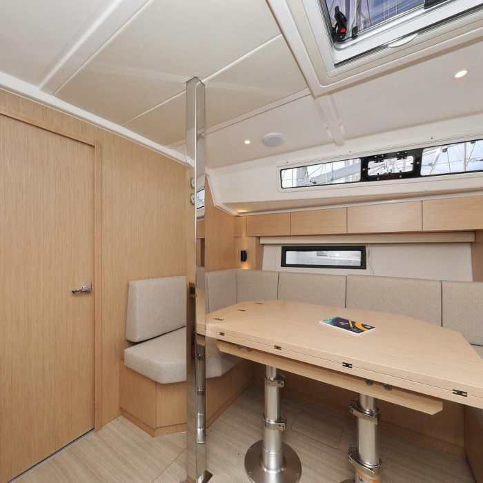 Levente | Bavaria C42 photo 40