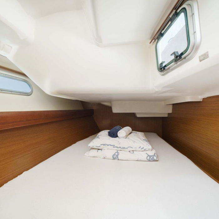 Ema | Sun Odyssey 42i photo 22