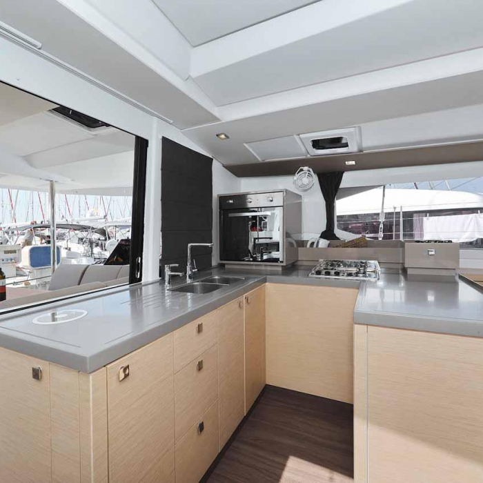 Bella V | Fountaine Pajot Astrea 42 photo 15