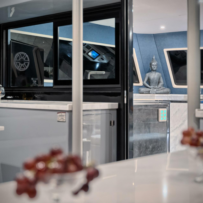 Katamaran | Luna 49 photo 25