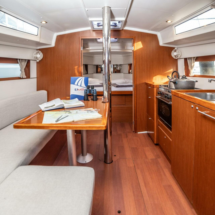 Rania | Oceanis 38.1 photo 14