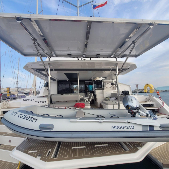 Trident | Leopard 50 photo 20