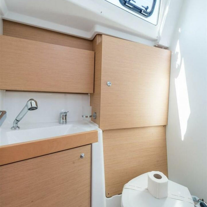 Rusalka | Oceanis 38 photo 1