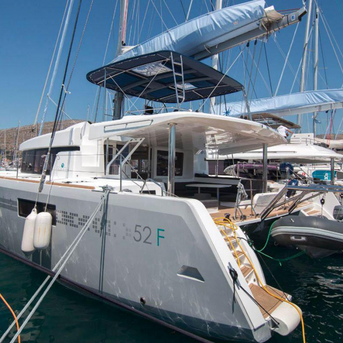 Happy Ours | Lagoon 52 F photo 1