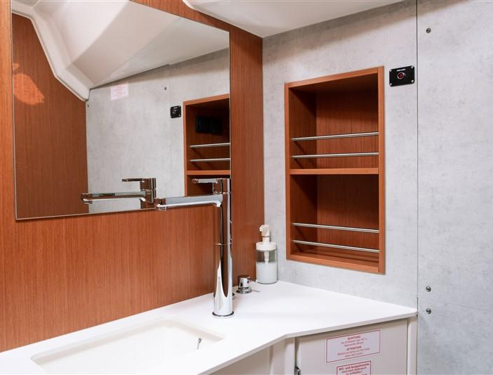 Nomad | Bavaria C42 photo 19